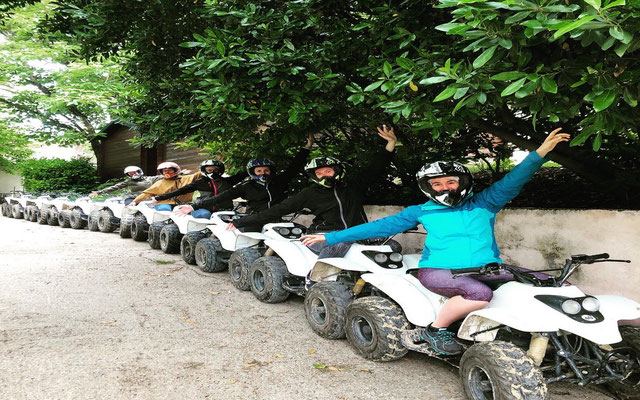 Quad en forêt chez Aubépine Quad en Pays de Cocagne, sport extrême, que faire à Puylaurens, que voir à Dourgne, sensations fortes, activités à faire en famille, buggy, moto cross