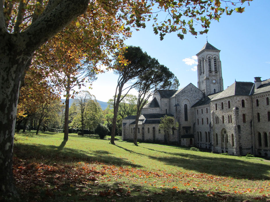 Abbaye d'En Calcat, Sainte-Scholastique à Dourgne en Montagne Noire, moine, monastère, Dom Robert, Aubusson, tapisserie, que faire à Puylaurens, que faire à Dourgne